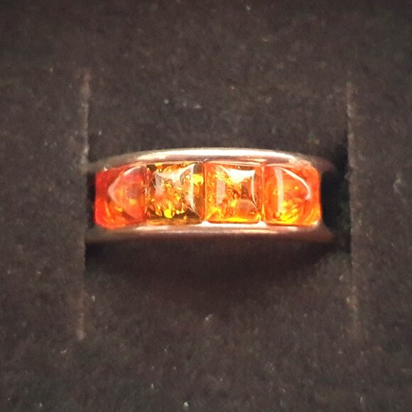 Pretty Baltic Amber 925 Sterling Silver 4 Square Stone Ring - Picture 1 of 12
